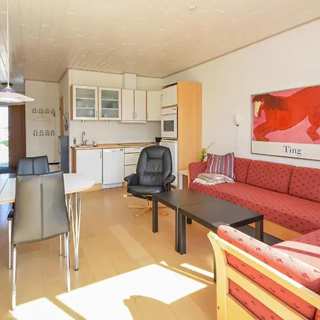 Cozy In With House A Panoramic View *